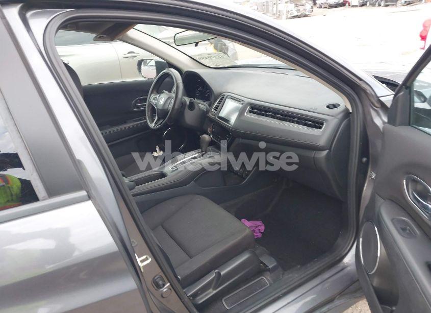 Photo 5 of 2016 Honda Hr-v EX (VIN 3CZRU5H57GM718199)