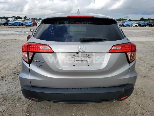 Photo 3 of 2018 HONDA HR-V EX (VIN 3CZRU5H57JG700596)
