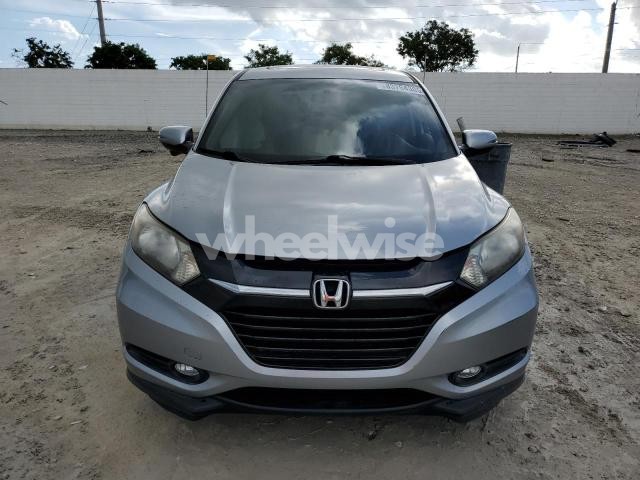 Photo 5 of 2018 HONDA HR-V EX (VIN 3CZRU5H57JG700596)