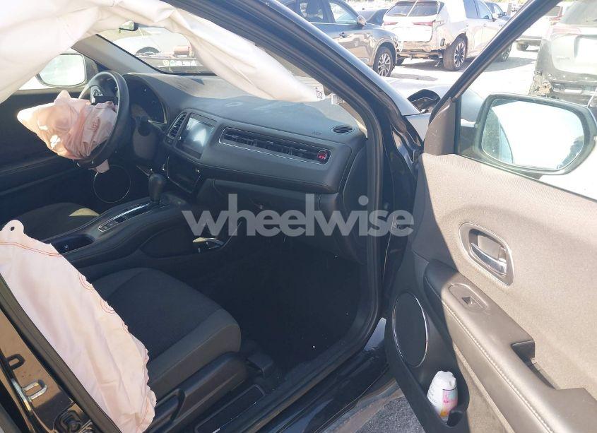 Photo 5 of 2019 Honda Hr-v EX (VIN 3CZRU5H57KM711018)