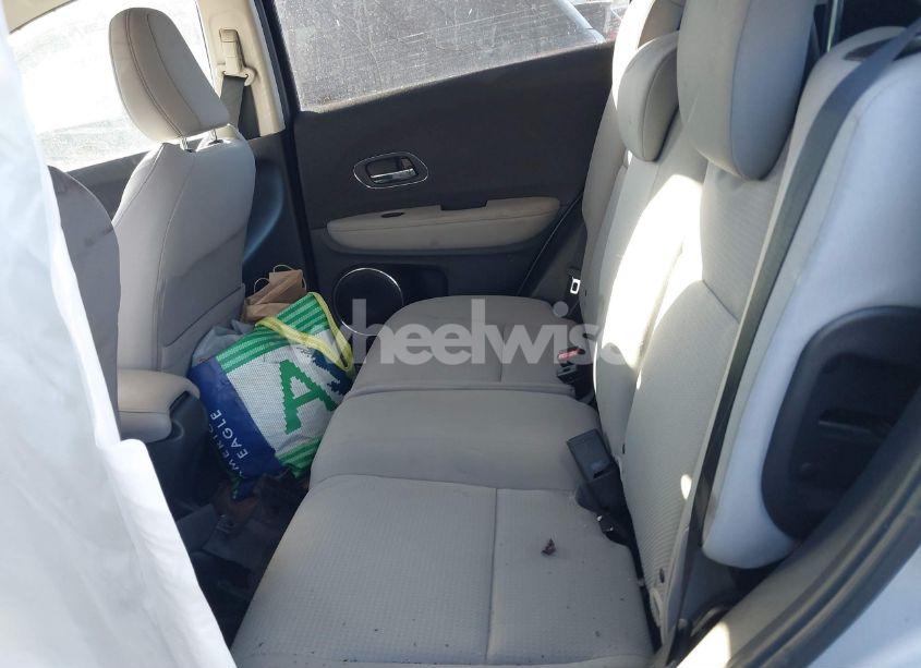 Photo 8 of 2020 Honda Hr-v (VIN 3CZRU5H57LM701543)