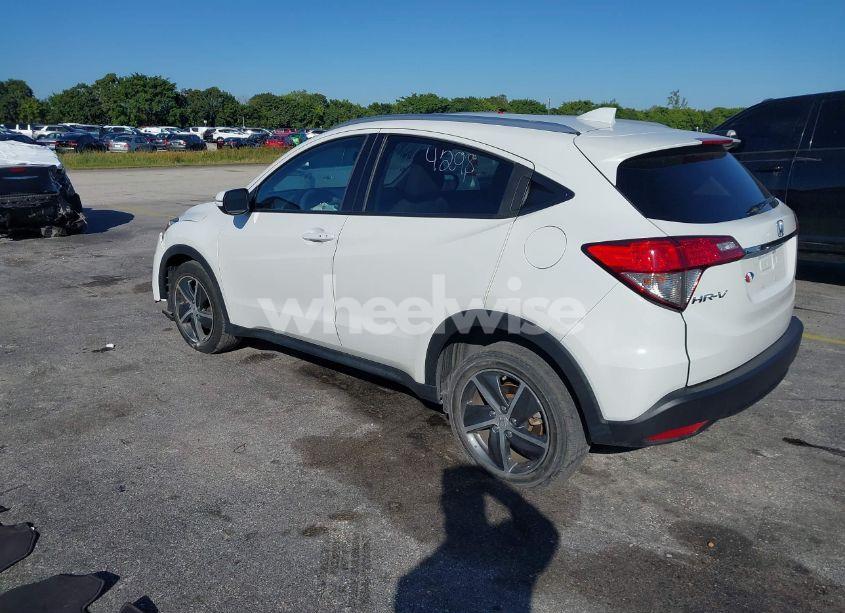 Photo 3 of 2021 Honda Hr-v 2WD EX (VIN 3CZRU5H57MM705013)