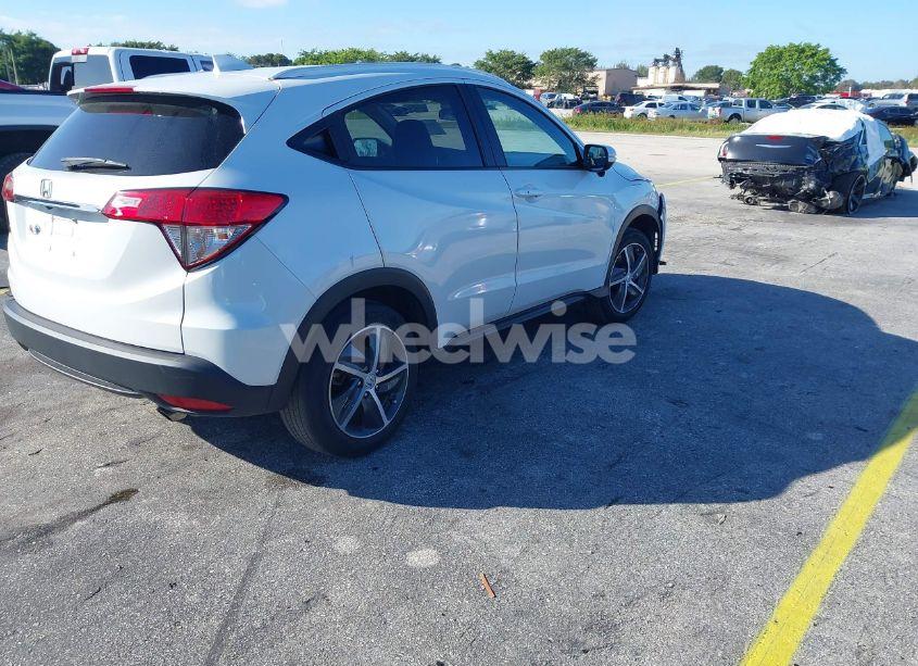 Photo 4 of 2021 Honda Hr-v 2WD EX (VIN 3CZRU5H57MM705013)