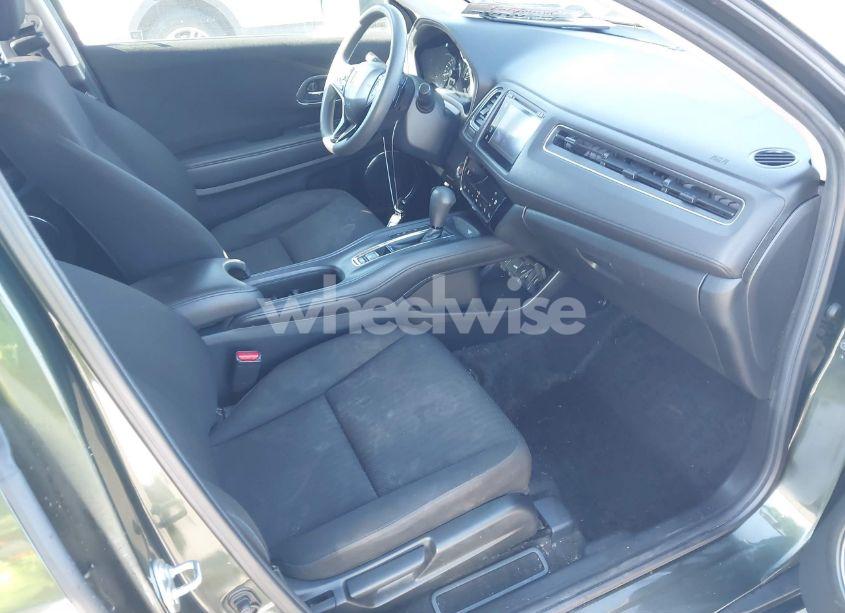 Photo 5 of 2017 Honda Hr-v EX (VIN 3CZRU5H58HM709626)