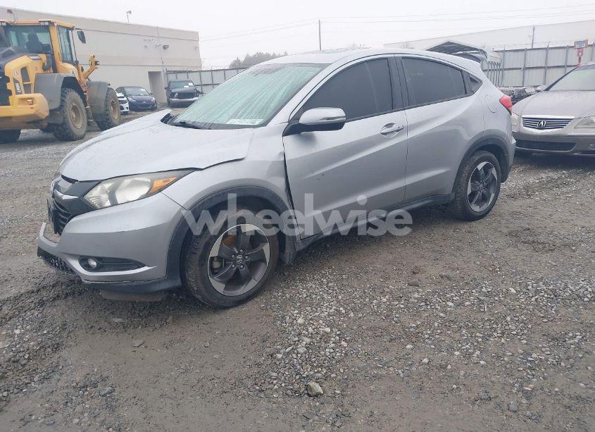 Photo 2 of 2018 Honda Hr-v EX (VIN 3CZRU5H58JM721720)