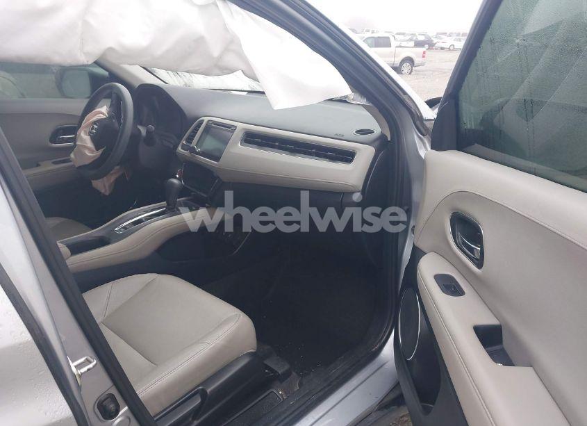 Photo 5 of 2018 Honda Hr-v EX (VIN 3CZRU5H58JM721720)