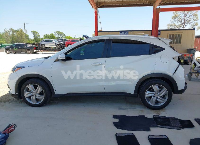 Photo 14 of 2019 Honda Hr-v EX (VIN 3CZRU5H58KM729088)