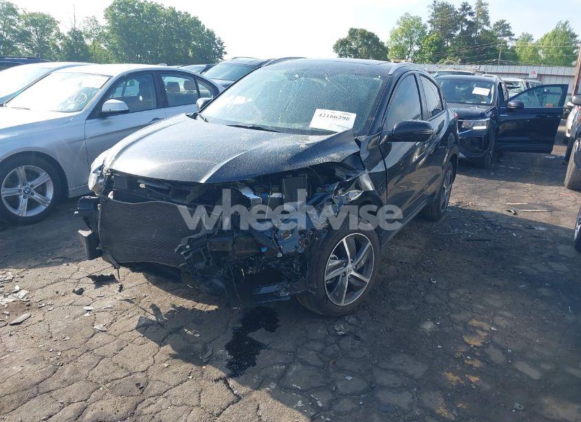 Photo 2 of 2021 Honda Hr-v 2WD EX (VIN 3CZRU5H58MM703044)