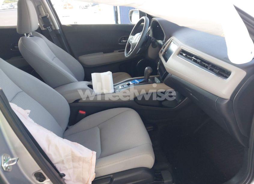 Photo 5 of 2022 Honda Hr-v 2WD EX (VIN 3CZRU5H58NM740662)