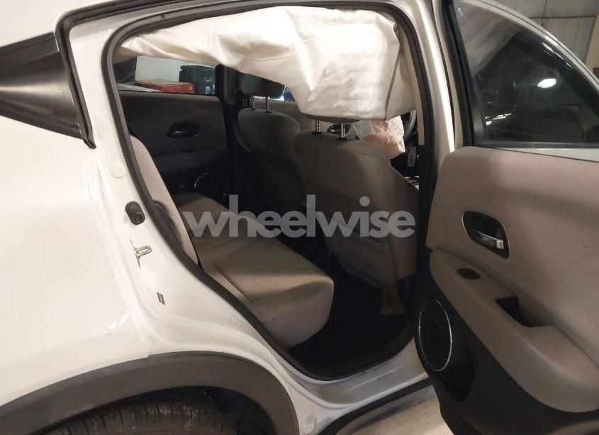 Photo 8 of 2016 Honda Hr-v EX (VIN 3CZRU5H59GM726563)