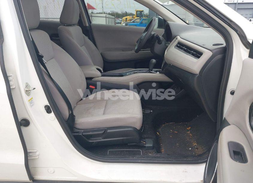 Photo 5 of 2016 Honda Hr-v EX (VIN 3CZRU5H59GM741533)