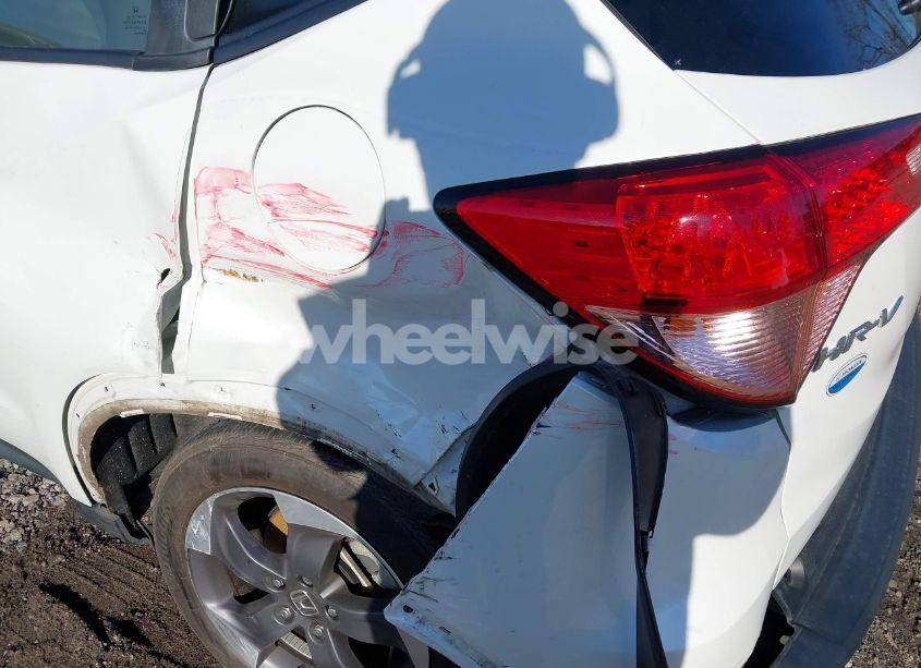 Photo 6 of 2018 Honda Hr-v EX (VIN 3CZRU5H59JM711892)