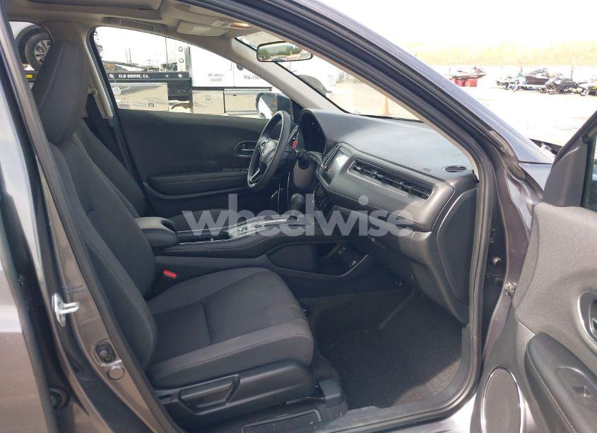 Photo 5 of 2021 Honda Hr-v 2WD EX (VIN 3CZRU5H59MM710083)