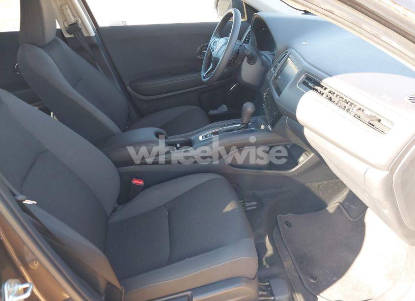 Photo 5 of 2021 Honda Hr-v 2WD EX (VIN 3CZRU5H59MM711833)