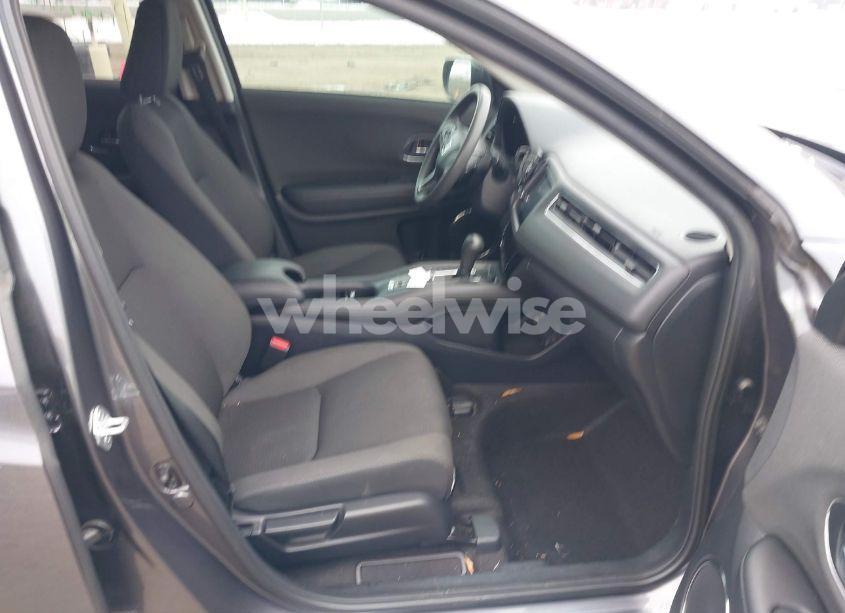 Photo 5 of 2022 Honda Hr-v 2WD EX (VIN 3CZRU5H59NM702454)