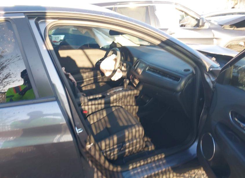 Photo 5 of 2022 Honda Hr-v 2WD EX (VIN 3CZRU5H59NM702471)