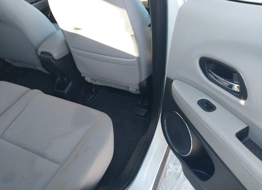 Photo 8 of 2016 Honda Hr-v EX (VIN 3CZRU5H5XGM711103)