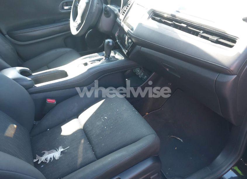 Photo 5 of 2017 Honda Hr-v EX (VIN 3CZRU5H5XHM710809)