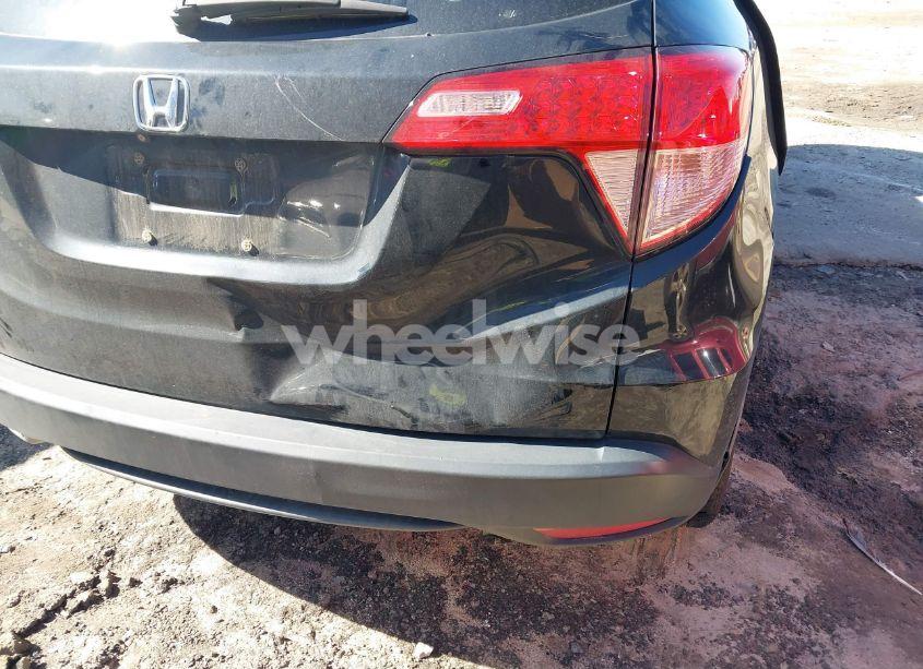 Photo 6 of 2017 Honda Hr-v EX (VIN 3CZRU5H5XHM710809)