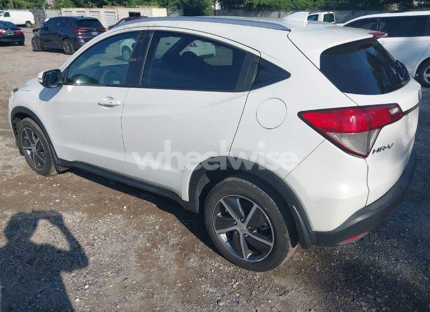 Photo 3 of 2021 Honda Hr-v 2WD EX (VIN 3CZRU5H5XMM720587)