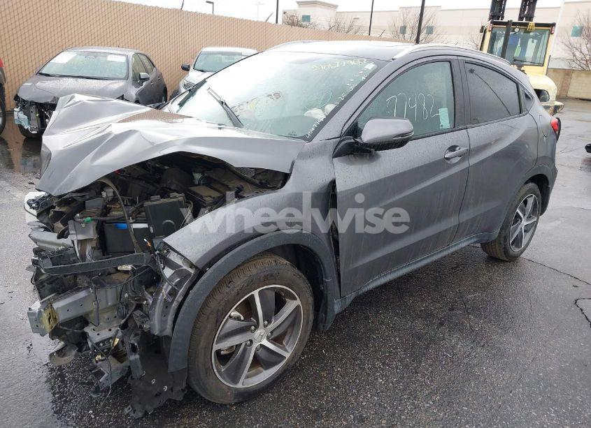 Photo 2 of 2022 Honda Hr-v 2WD EX (VIN 3CZRU5H5XNM715973)