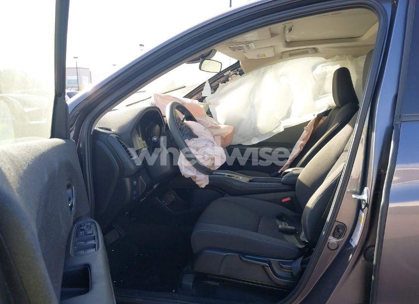 Photo 5 of 2022 Honda Hr-v 2WD EX (VIN 3CZRU5H5XNM715973)