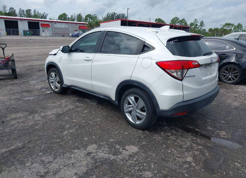 Photo 3 of 2019 Honda Hr-v EX-L (VIN 3CZRU5H70KM718412)