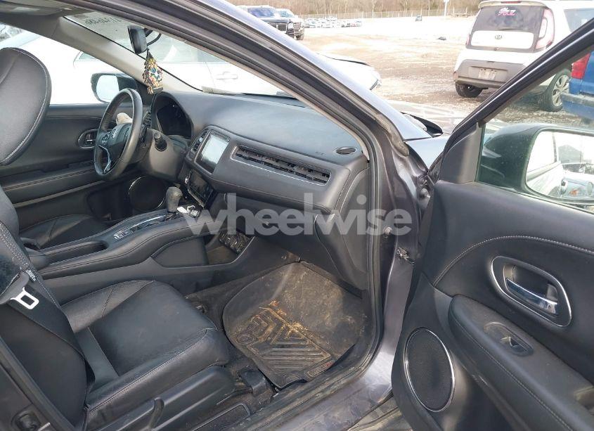 Photo 5 of 2017 Honda Hr-v EX-L (VIN 3CZRU5H71HM700249)