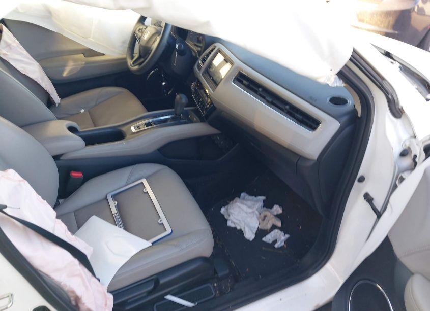 Photo 5 of 2018 Honda Hr-v EX-L (VIN 3CZRU5H71JM701956)