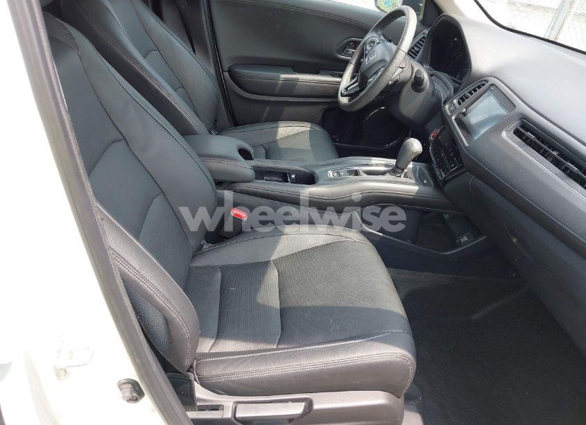 Photo 5 of 2022 Honda Hr-v 2WD EX-L (VIN 3CZRU5H71NM700506)