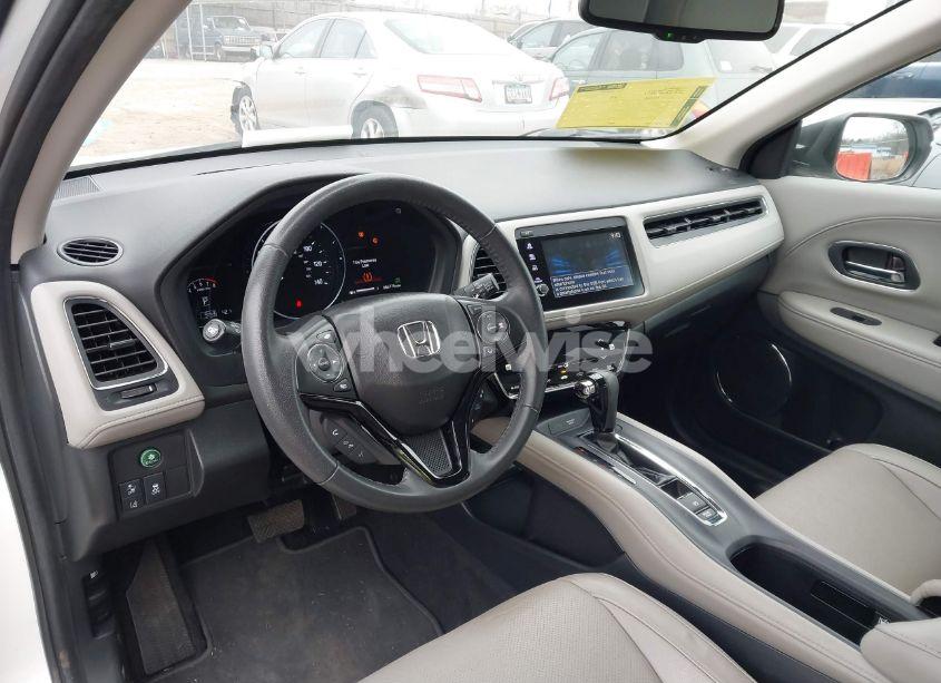 Photo 18 of 2019 Honda Hr-v EX-L (VIN 3CZRU5H74KM709664)