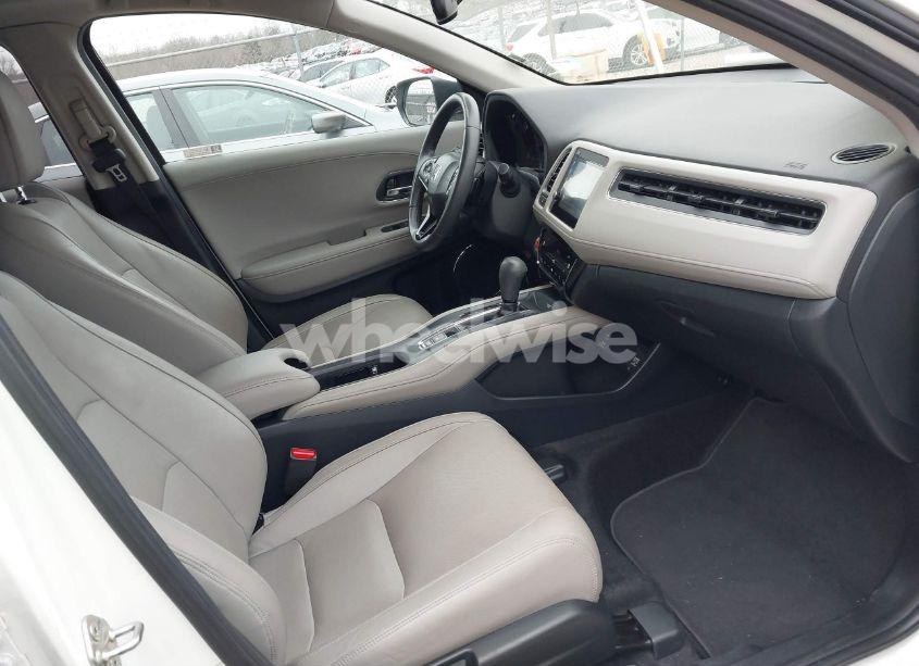 Photo 5 of 2019 Honda Hr-v EX-L (VIN 3CZRU5H74KM709664)