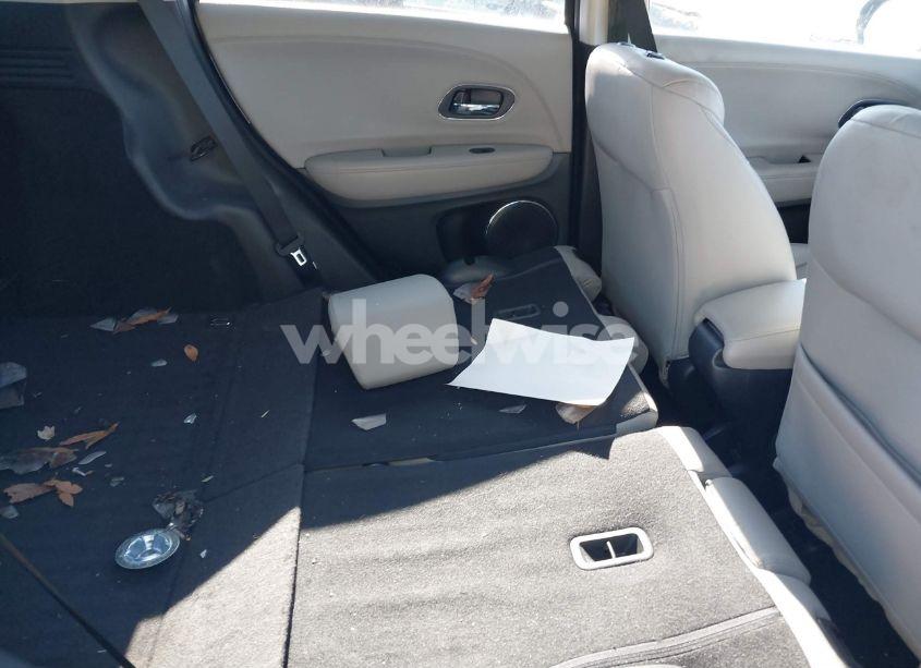 Photo 8 of 2016 Honda Hr-v EX-L (VIN 3CZRU5H77GM705941)