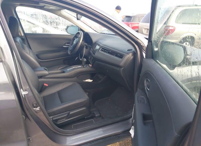 Photo 5 of 2017 Honda Hr-v EX-L (VIN 3CZRU5H77HM723180)