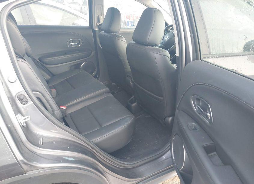 Photo 8 of 2017 Honda Hr-v EX-L (VIN 3CZRU5H77HM723180)