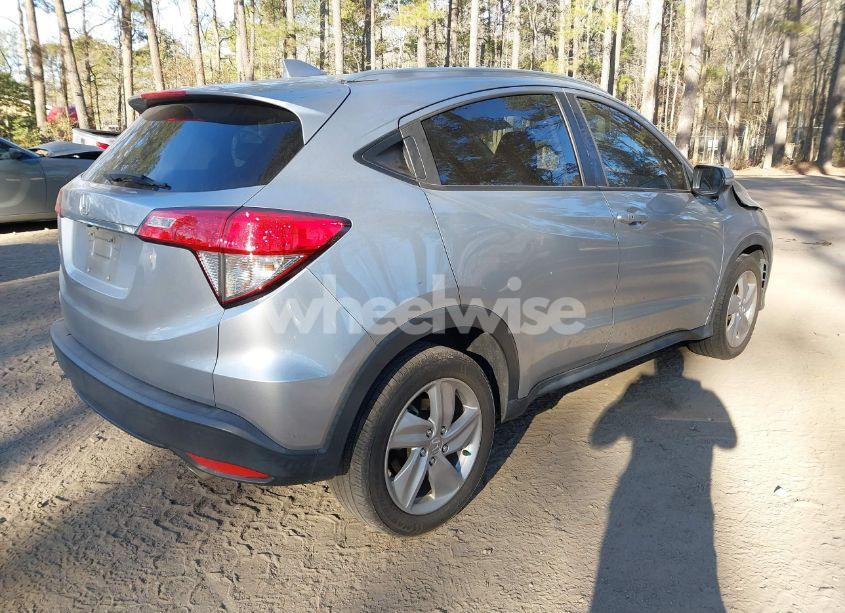 Photo 4 of 2019 Honda Hr-v EX-L (VIN 3CZRU5H77KM712817)
