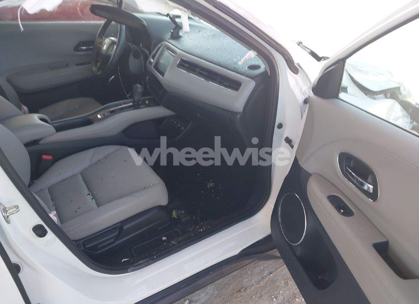 Photo 5 of 2018 Honda Hr-v EX-L (VIN 3CZRU5H79JM712882)