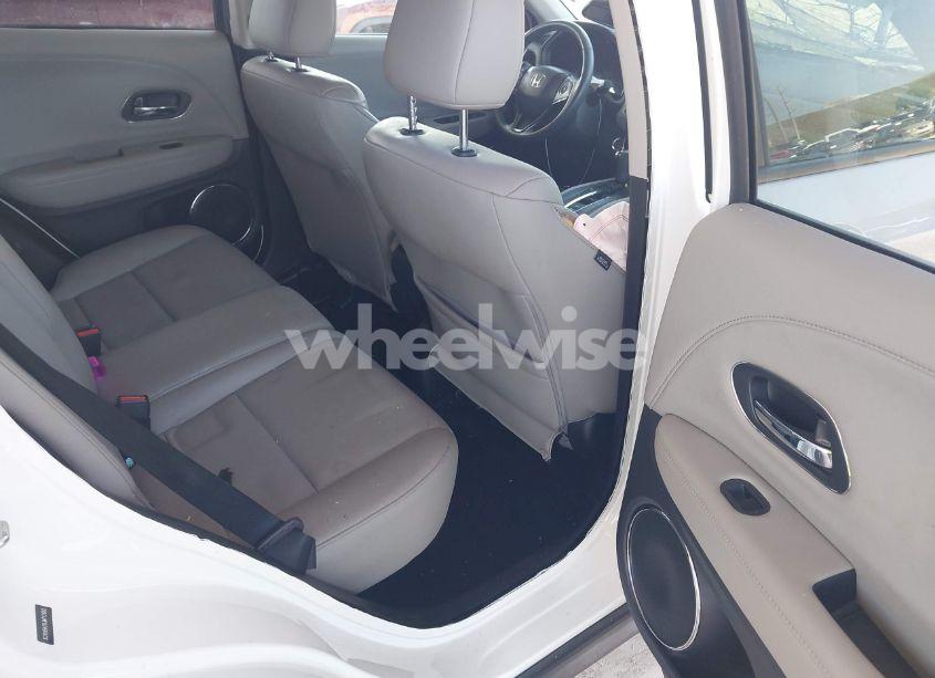 Photo 8 of 2018 Honda Hr-v EX-L (VIN 3CZRU5H79JM712882)