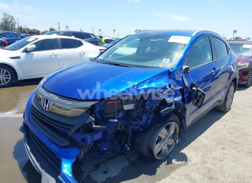 Photo 2 of 2019 Honda Hr-v EX-L (VIN 3CZRU5H7XKM707711)