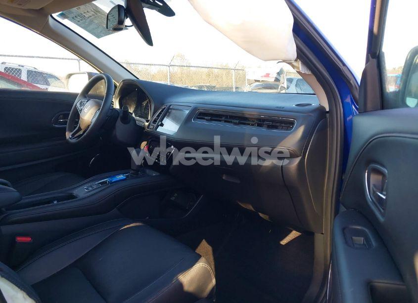 Photo 5 of 2021 Honda Hr-v 2WD EX-L (VIN 3CZRU5H7XMM705640)