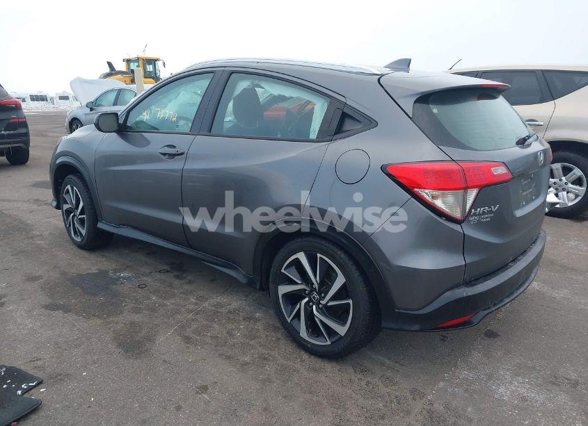 Photo 3 of 2019 Honda Hr-v SPORT (VIN 3CZRU6H10KG725585)