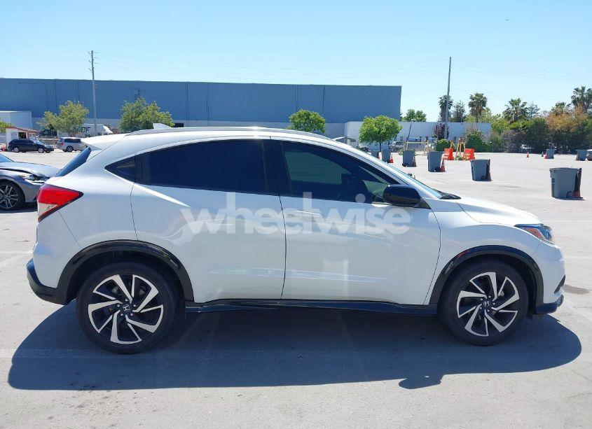 Photo 13 of 2020 Honda Hr-v AWD SPORT (VIN 3CZRU6H10LM703072)