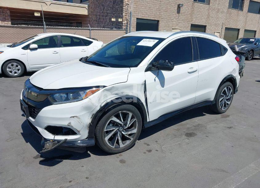 Photo 2 of 2020 Honda Hr-v AWD SPORT (VIN 3CZRU6H10LM703072)