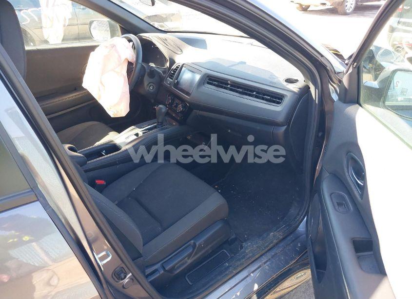 Photo 5 of 2021 Honda Hr-v AWD SPORT (VIN 3CZRU6H10MM702215)