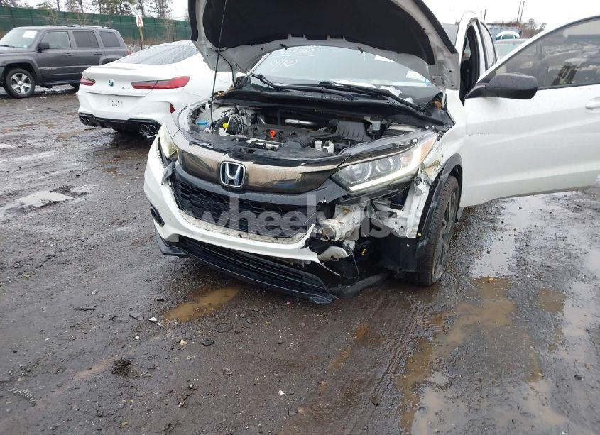 Photo 6 of 2021 Honda Hr-v AWD SPORT (VIN 3CZRU6H10MM718317)