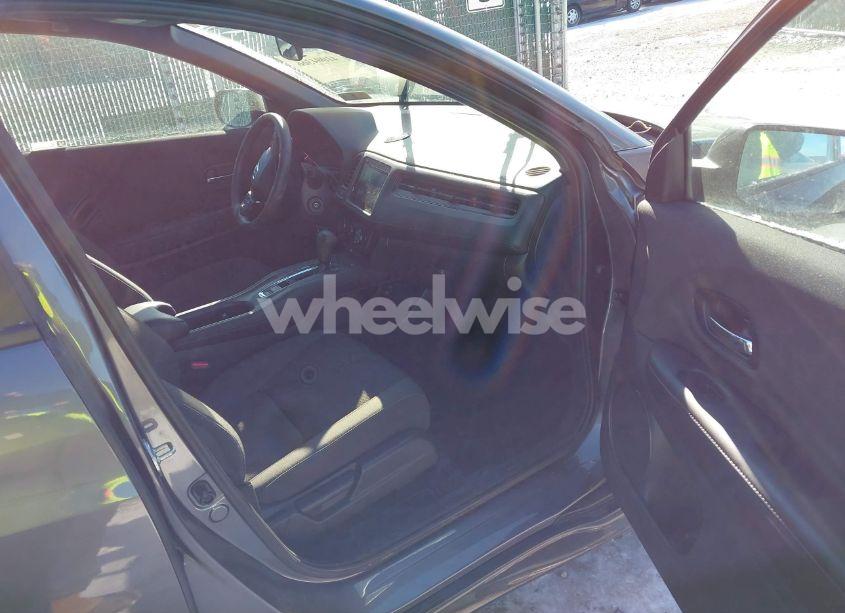 Photo 5 of 2021 Honda Hr-v AWD SPORT (VIN 3CZRU6H10MM740334)