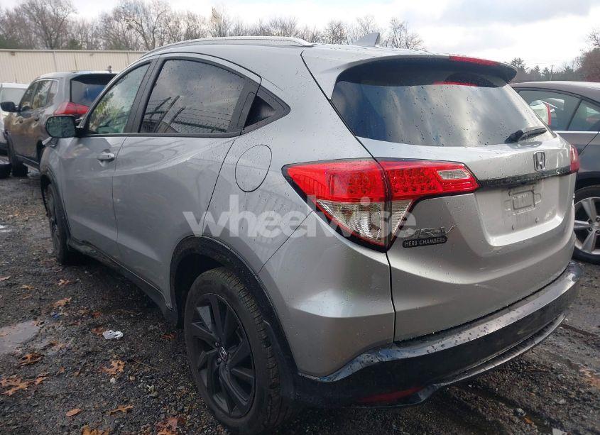 Photo 3 of 2022 Honda Hr-v AWD SPORT (VIN 3CZRU6H10NM735121)