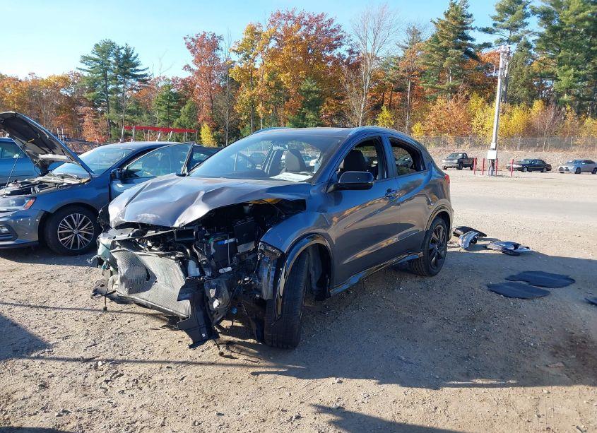 Photo 2 of 2022 Honda Hr-v AWD SPORT (VIN 3CZRU6H10NM761055)