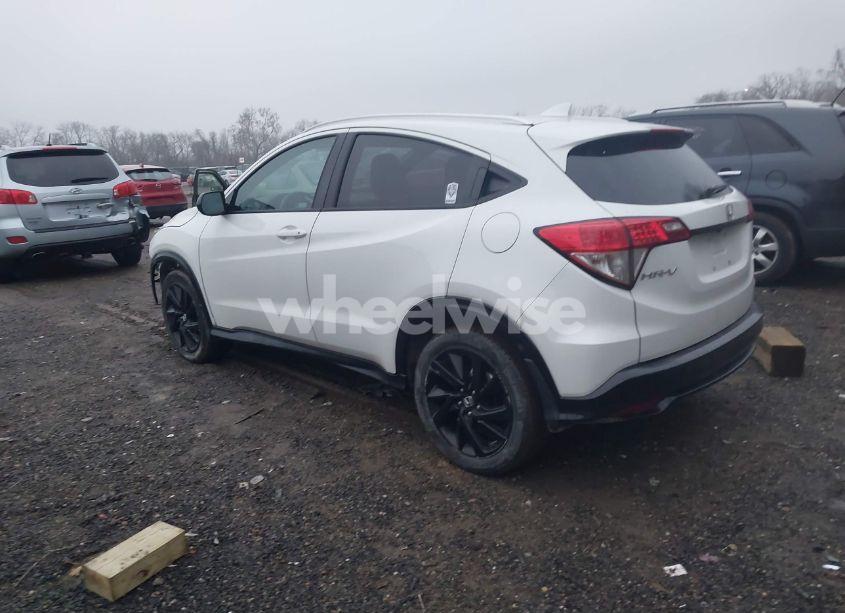 Photo 3 of 2022 Honda Hr-v AWD SPORT (VIN 3CZRU6H10NM769236)