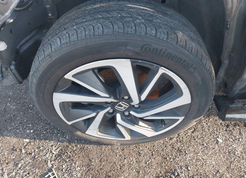 Photo 12 of 2019 Honda Hr-v SPORT (VIN 3CZRU6H11KG732626)